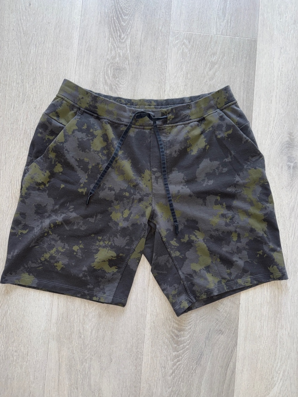 Men's Lululemon Shorts